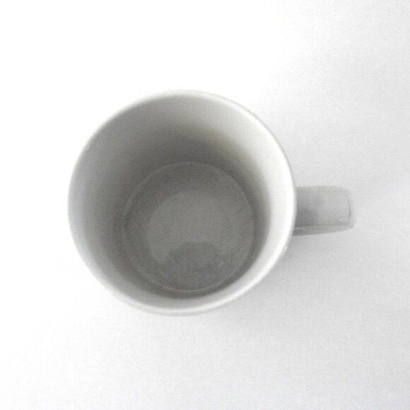 Vintage Kathy Orr Christmas Mug Red Calico Cat Christmas Tree 1986 Korea - Picture 7 of 7